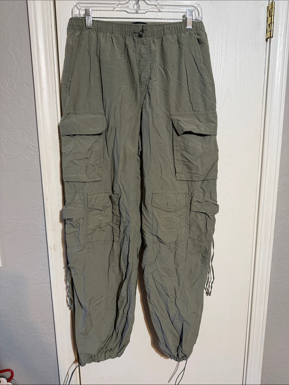 Aeropostale Olive Green Cargo Joggers